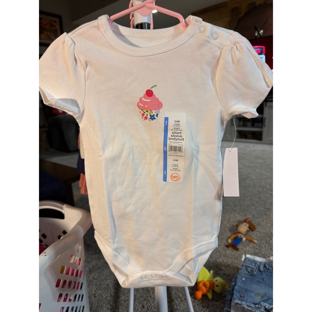 Wonder Nation Baby Girls White Cupcake Puff Sleeve Bodysuit 24M NWT
